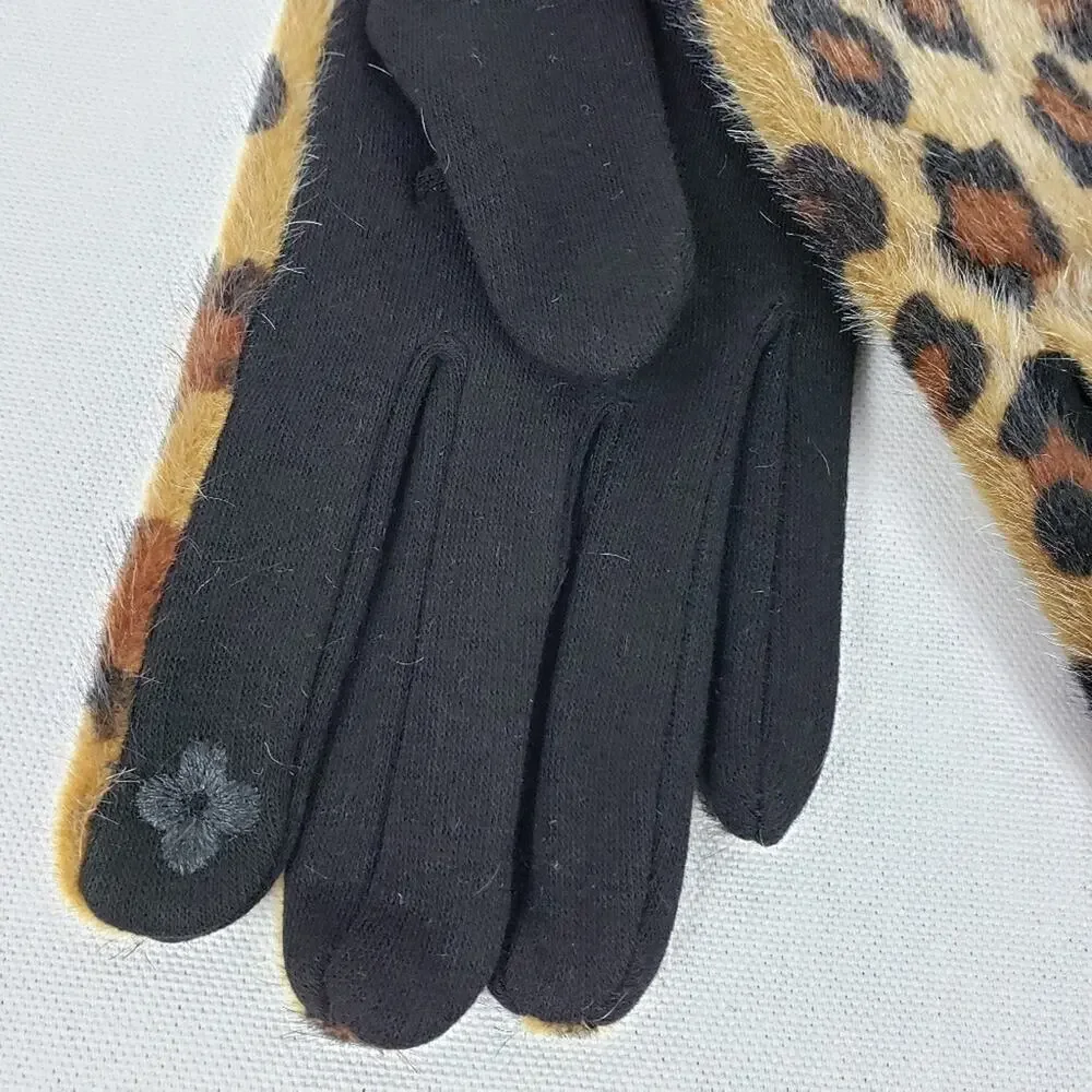 Brown cheetah print smart gloves NWT animal glam luxe mob wife retro